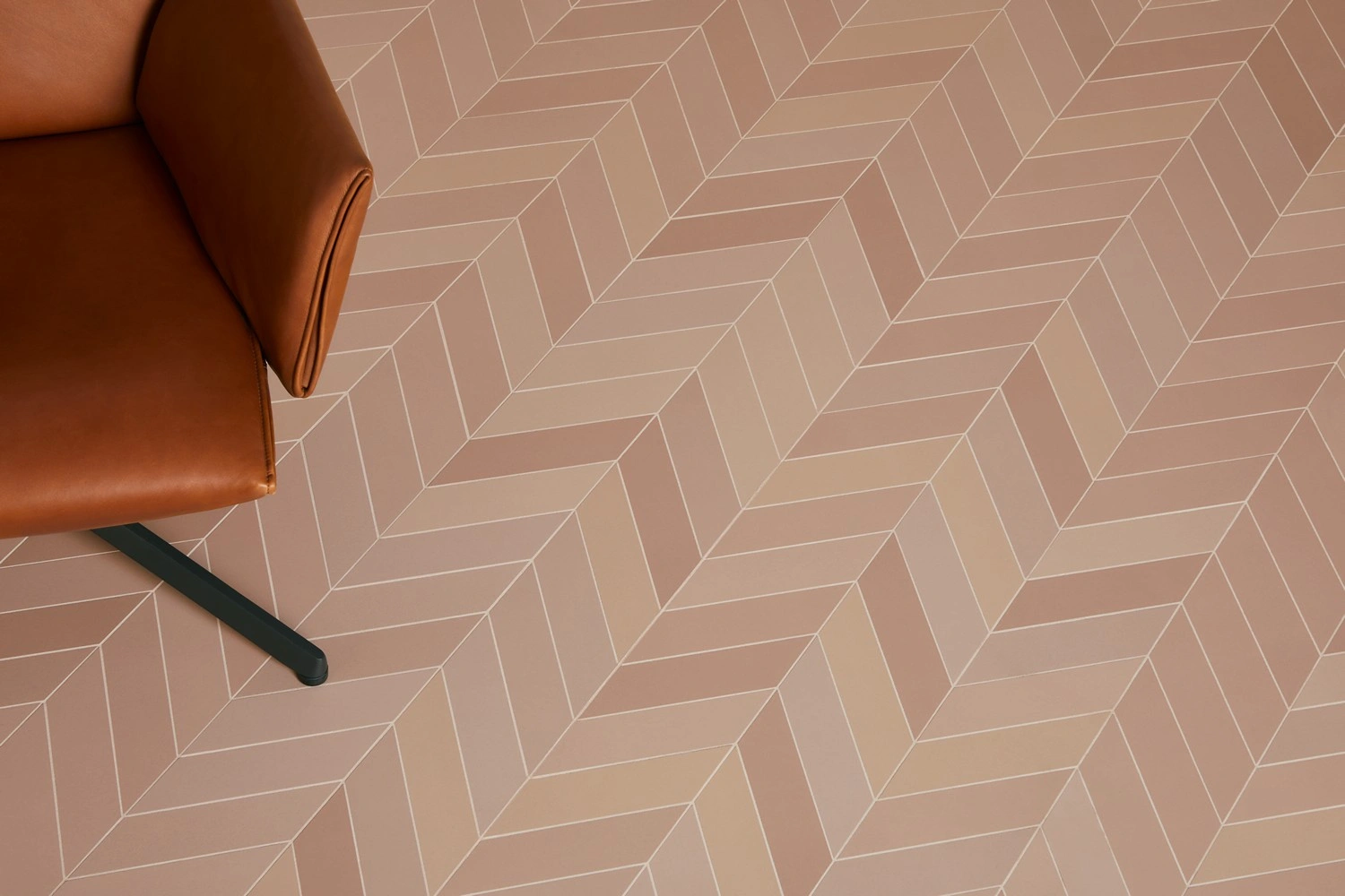 керамогранит MUTINA MEWS PINK CHEVRON 5.5х19.6, фото 2