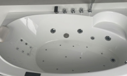 GNT BOHEMIA Ванна акриловая с ГМ Comfort. + слив-перелив, с подголовником и панелями, белый мини 3 4