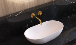 WHITECROSS Y Смеситель для раковины из стены L, вынос 220 мм, золото брашированное мини 3 5